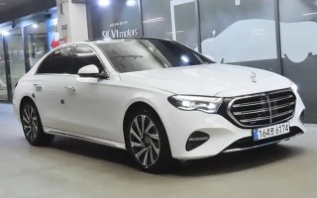 수원저렴한중고차 E-클래스 W214 E300 4MATIC 매물 사진 7 - 2024/08 51,114km
